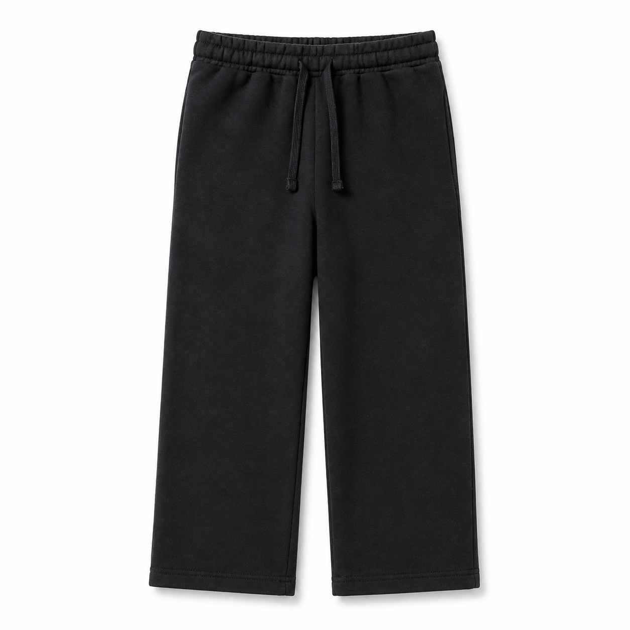 Front view of the girls black fleece wide-leg trousers featuring an elasticated drawstring waist, side pockets and straight bottom finish.