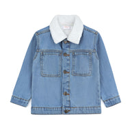 Front view of the light wash kids denim jacket featuring a soft white sherpa collar, two chest pockets, contrast stitching and antique-finish buttons.