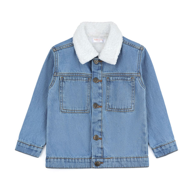Front view of the light wash kids denim jacket featuring a soft white sherpa collar, two chest pockets, contrast stitching and antique-finish buttons.